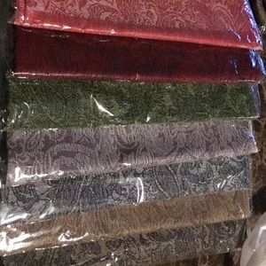 Pashmina shawls